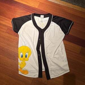 Vintage Tweety Bird Looney Tunes Baseball Jersey